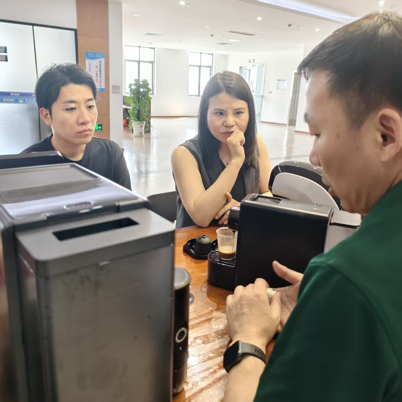Tại sao khách hàng Nhật Bản ghé thăm SEAVER để mua máy pha cà phê tự động tiên tiến & máy pha cà phê cầm tay?